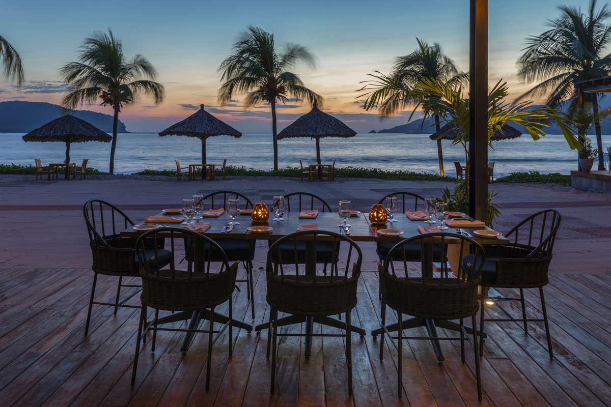 Thompson Zihuatanejo, A Beach Resort, By Hyatt Exterior photo